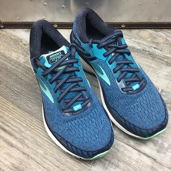brooks gts 18 womens size 8.5